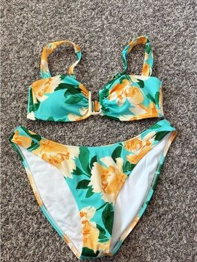 Shade & Shore Turquoise & Yellow Floral Ribbed Bikini Top